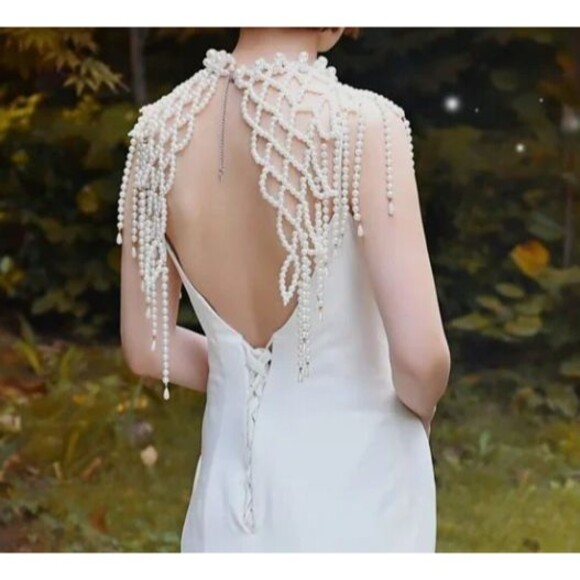 Dream A Little Dream Is A Unique One-Of-A-Kind 8-piece Tiara  Bridal Ensemble - Picture 15 of 16